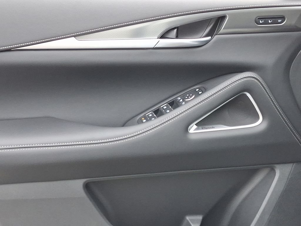 2026 INFINITI QX60 LUXE - Photo 9