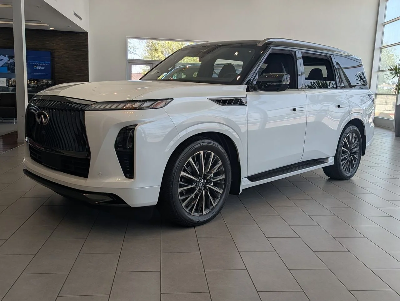 2027 INFINITI QX80