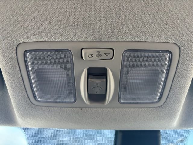 New 2026 Shimmering Silver Hyundai SEL image 30
