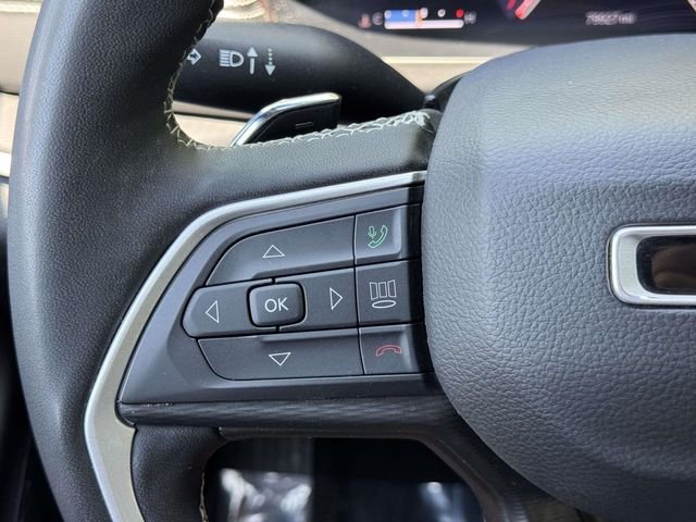 Used 2023 Black Jeep Altitude image 22