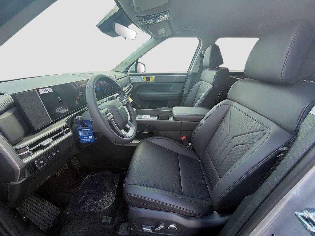New 2026 Shimmering Silver Hyundai SEL FWD image 14