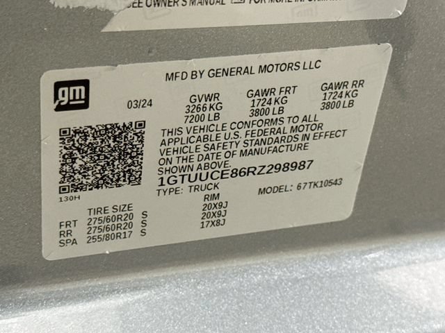 Used 2024 Sterling Metallic GMC Elevation image 31