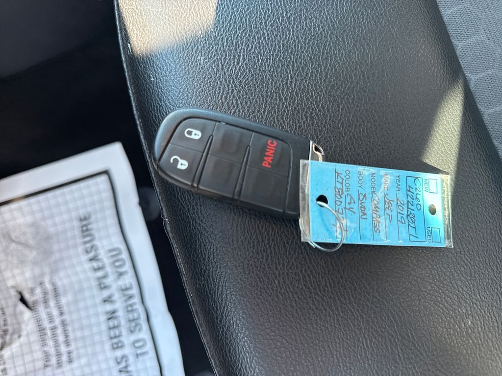 Used 2019 Gray Jeep Latitude image 25