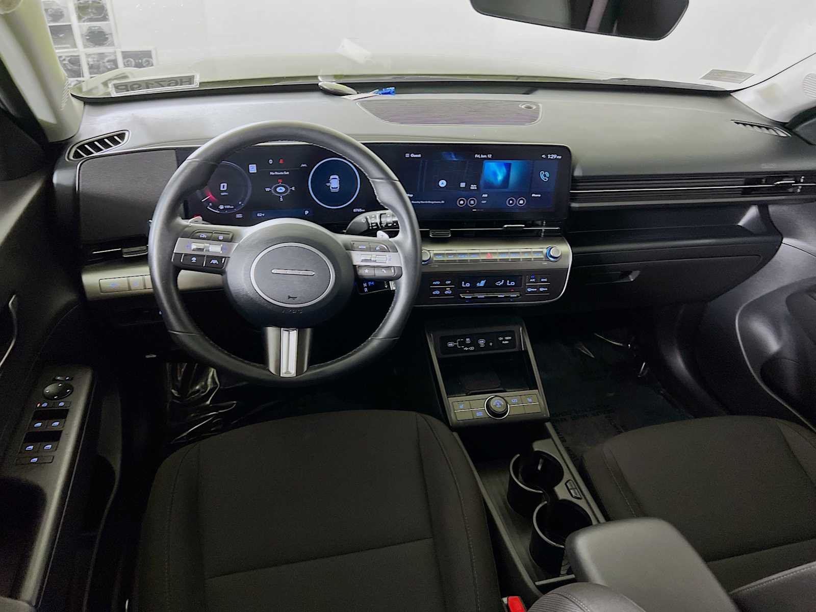 Used 2025 Neoteric Yellow Hyundai SEL Convenience image 21
