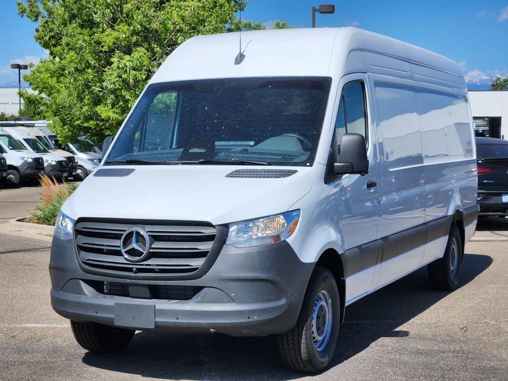 Used 2026 ARCTIC WHITE Mercedes-Benz CARGO image 3