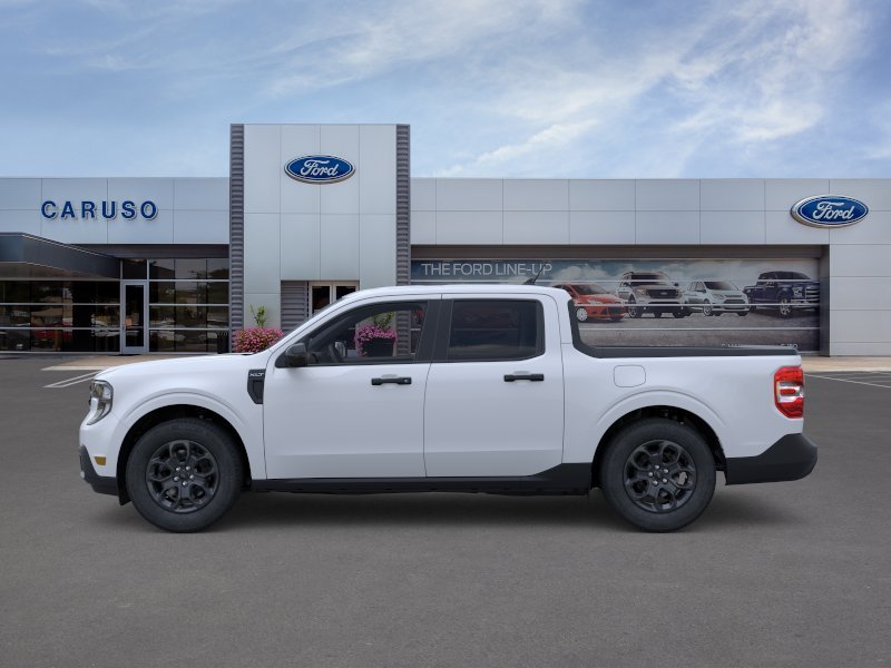 New 2026 Space White Metallic Ford XLT image 3