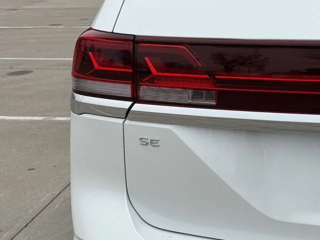 New 2026 White Volkswagen 2.0T SE image 5