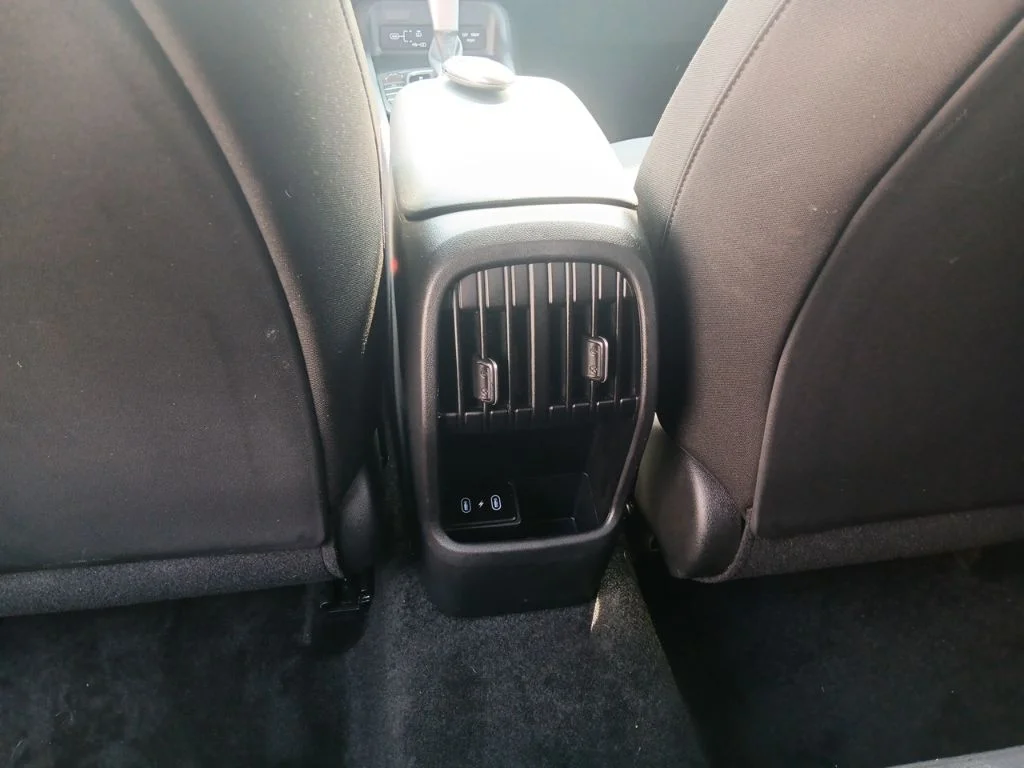 Used 2025 Abyss Black Pearl Hyundai SEL image 31