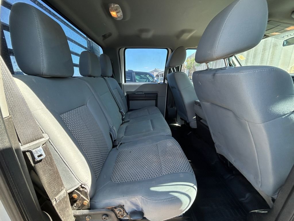 Used 2015 White Ford XL image 17