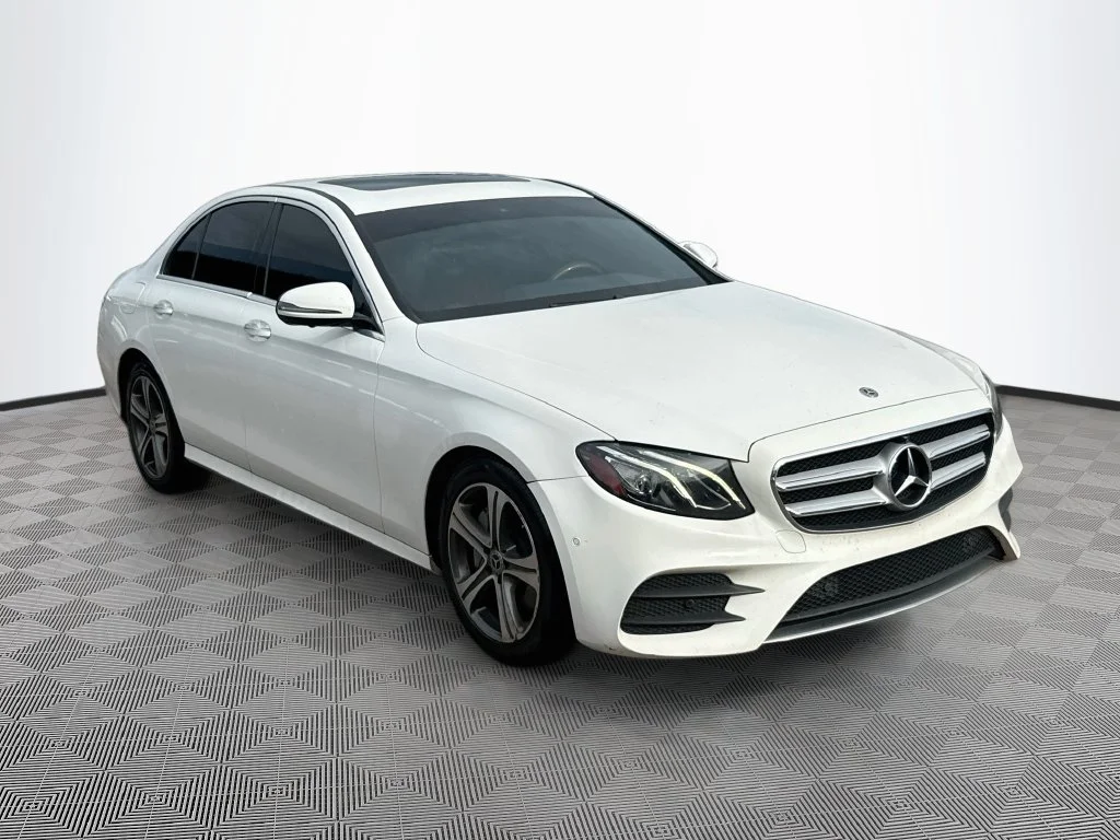 Used 2020  Mercedes-Benz E 350 image 4