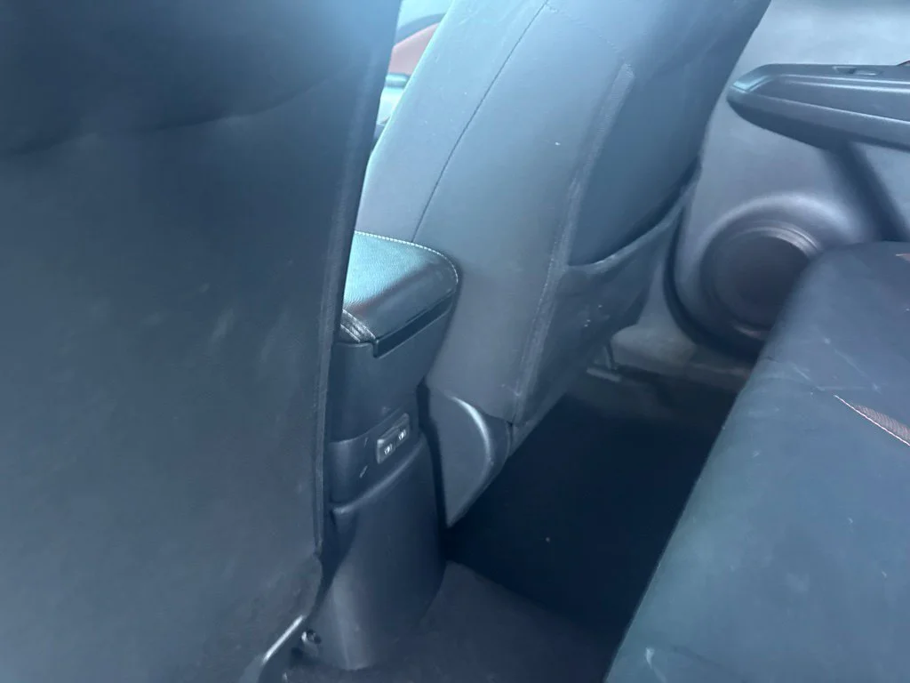 Used 2020 Silver Nissan SR image 21