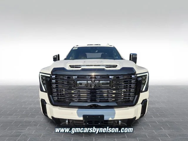 New 2026 Summit White GMC Denali Ultimate DRW image 2