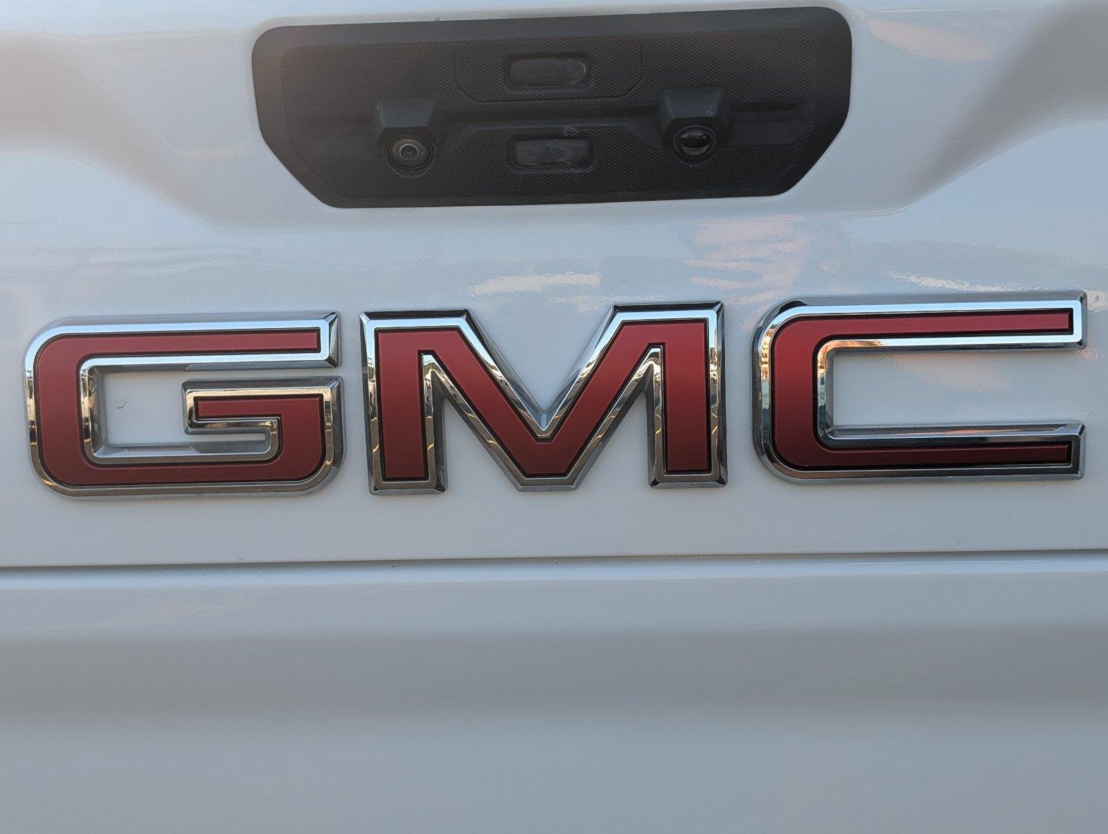 Used 2020 Summit White GMC AT4 image 6