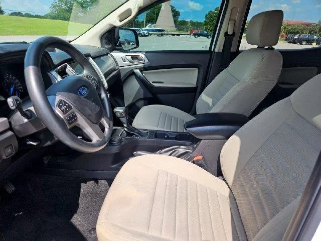 Used 2023 White Ford XL image 9