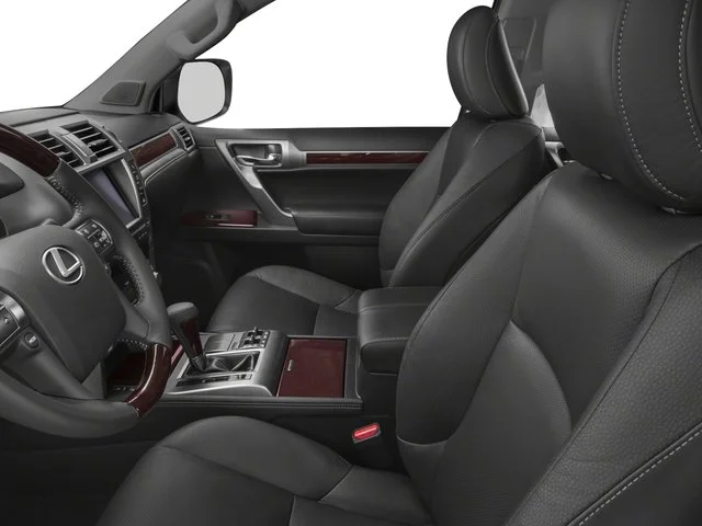 Used 2017 Starfire Pearl Lexus 460 image 9