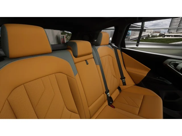 New 2026 Tanzanite Blue II Metallic BMW  image 12