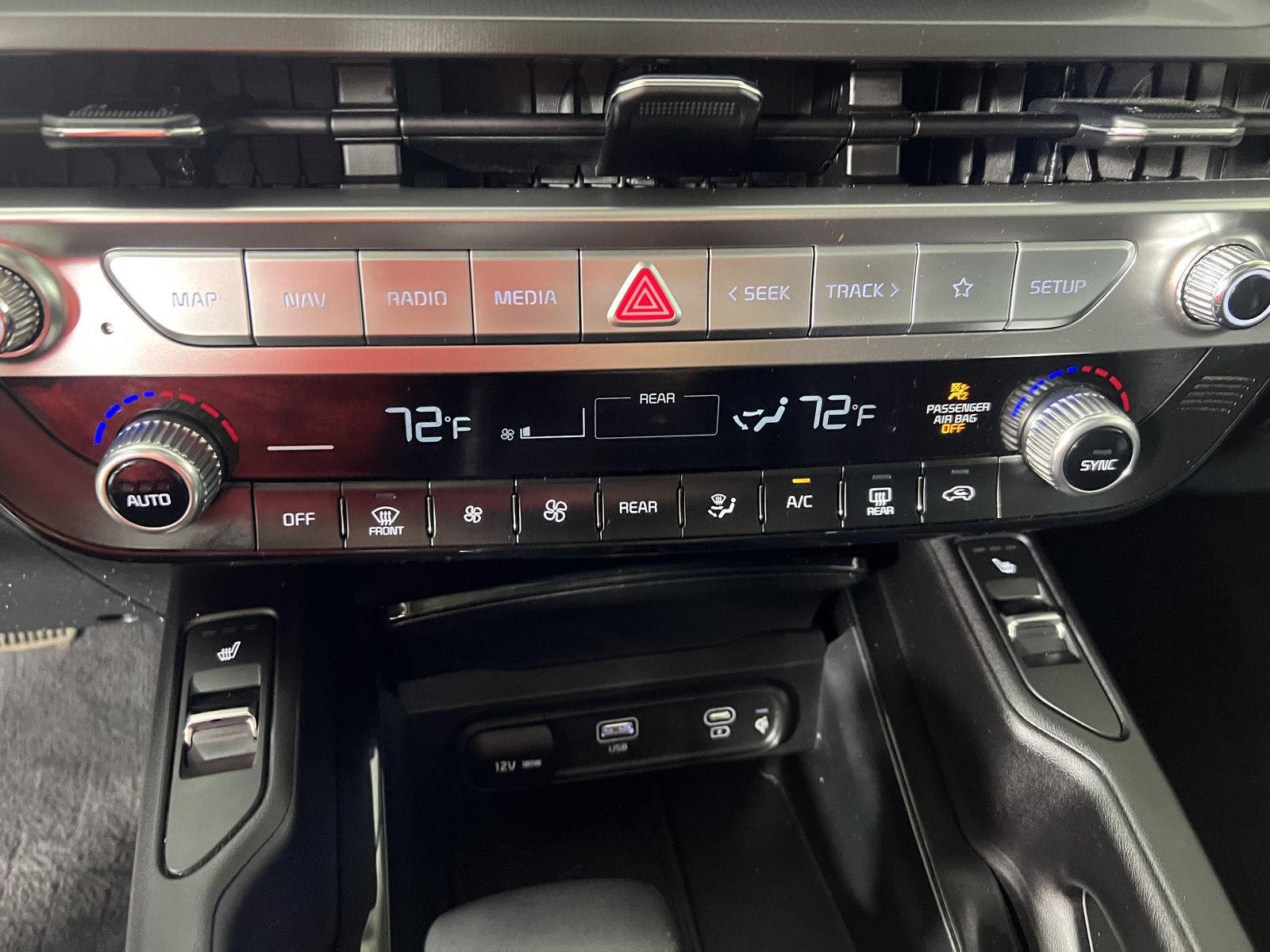 Used 2025 Glacial White Pearl Kia S image 21