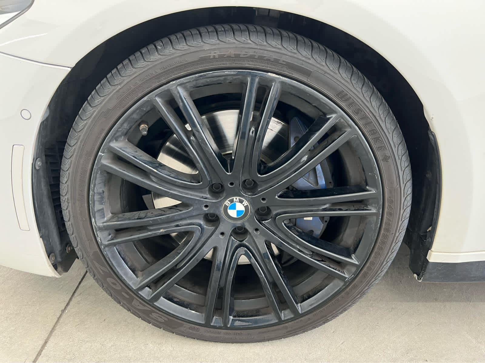 2018 BMW 5 Series M550i - Photo 7