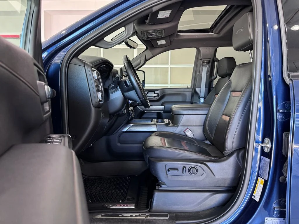 Used 2023 Pacific Blue Metallic GMC AT4 image 10