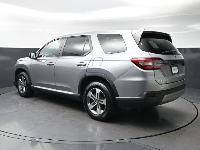 Certified Used 2024 Lunar Silver Metallic Honda AWD EX-L image 42