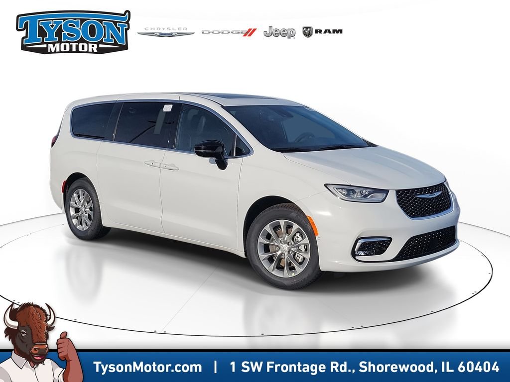New 2026 Bright White Clear-Coat Exterior Paint Chrysler Limited image 1