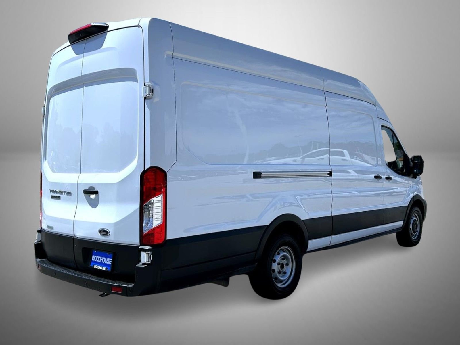 Used 2023 White Ford Base image 5