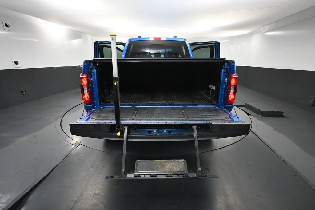 Used 2021 Blue Ford XLT image 44