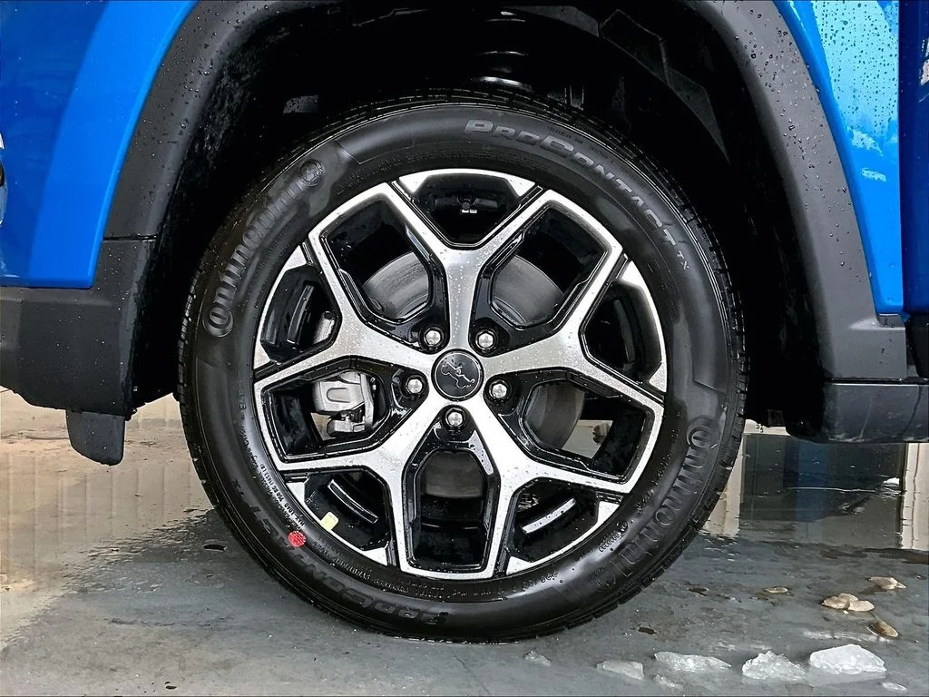 New 2026 Hydro Blue Pearlcoat Jeep Limited image 8