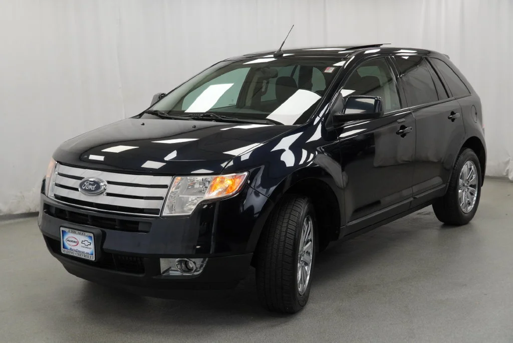 Used 2010 Black Ford SEL image 18