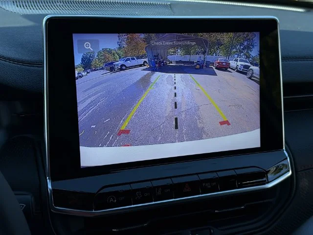 Used 2025 White Jeep Trailhawk image 24