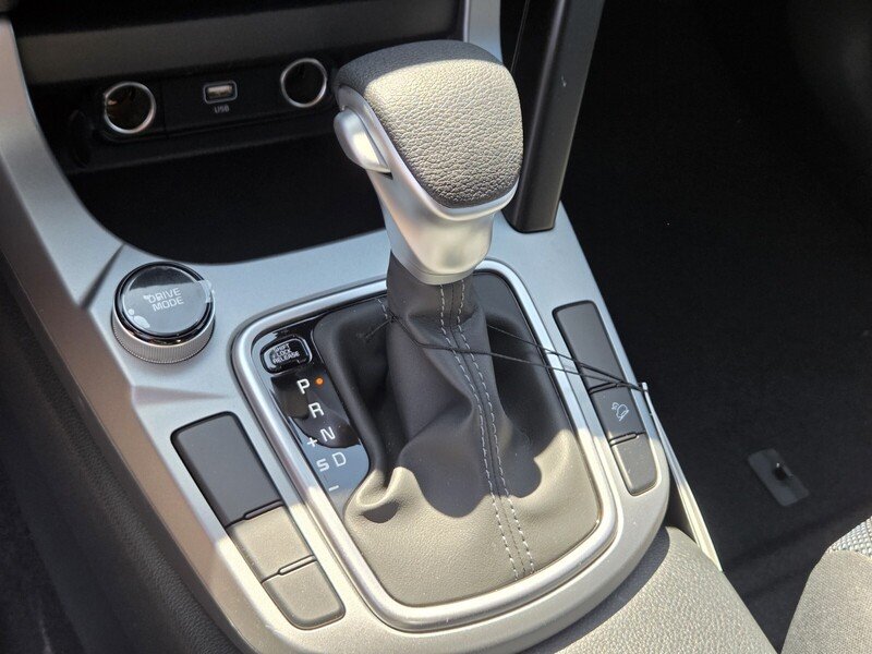 New 2026 Fusion Black Kia LX image 14