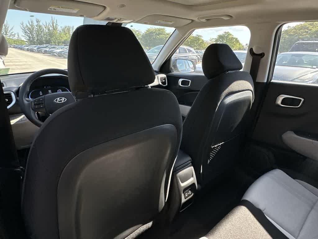 2026 Hyundai Venue SEL - Photo 25