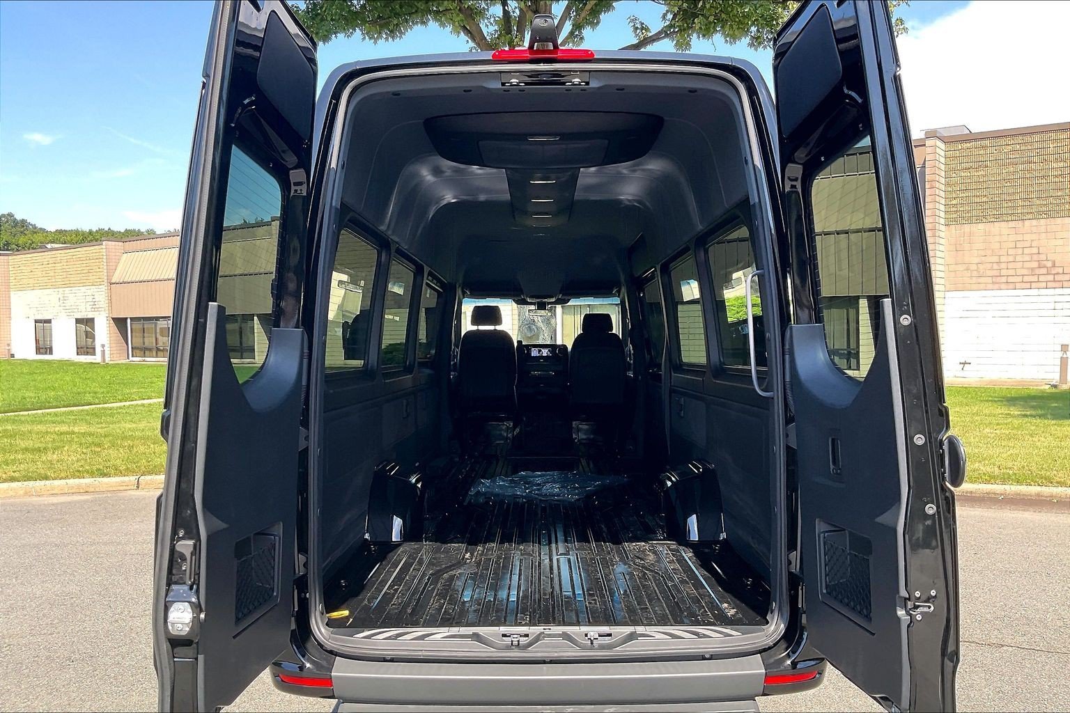 New 2026 Obsidian Black Metallic Mercedes-Benz Cargo 170 WB image 25