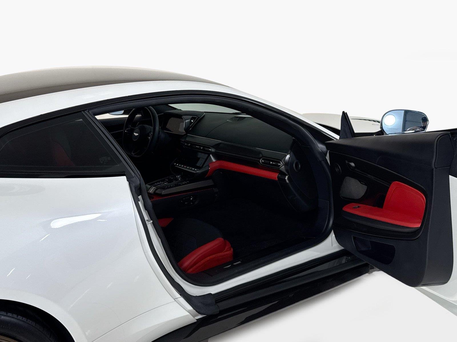 Used 2025 Lunar White Aston Martin  image 29