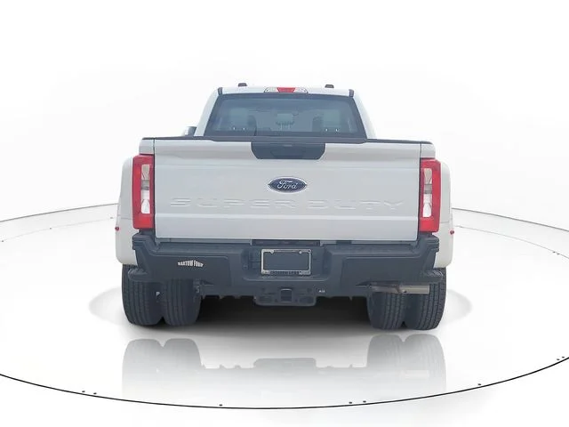 New 2026 Oxford White Ford XL image 6