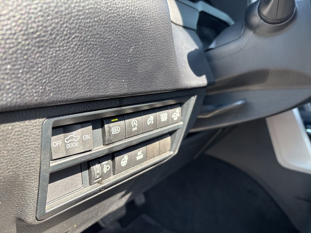 Used 2022 Gray Toyota SR5 image 17