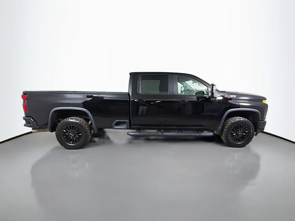 Used 2022 Black Chevrolet LTZ image 5
