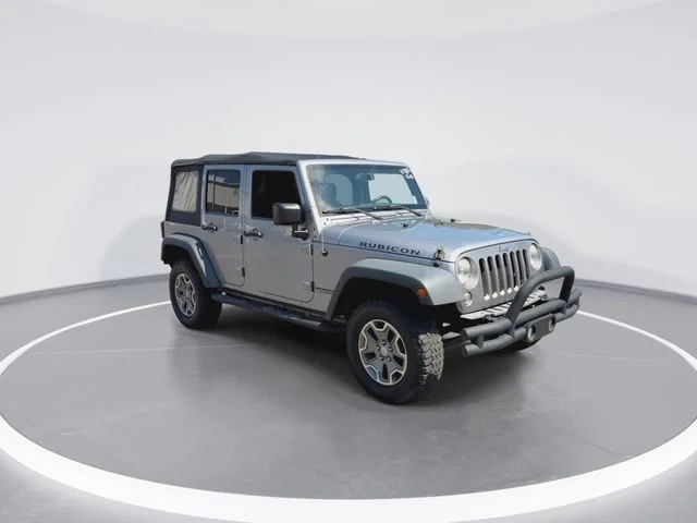 Used 2015 Silver Jeep Unlimited Rubicon image 2