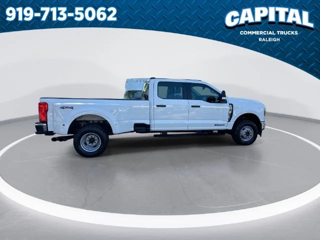 Used 2024 White Ford XL image 11