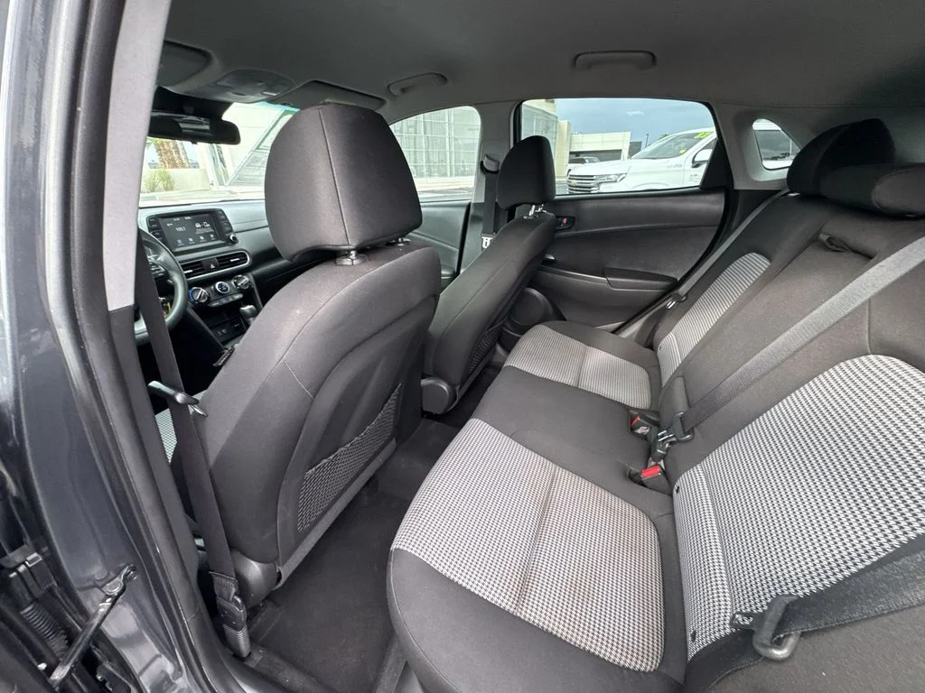 Used 2021 Gray Hyundai SE image 20