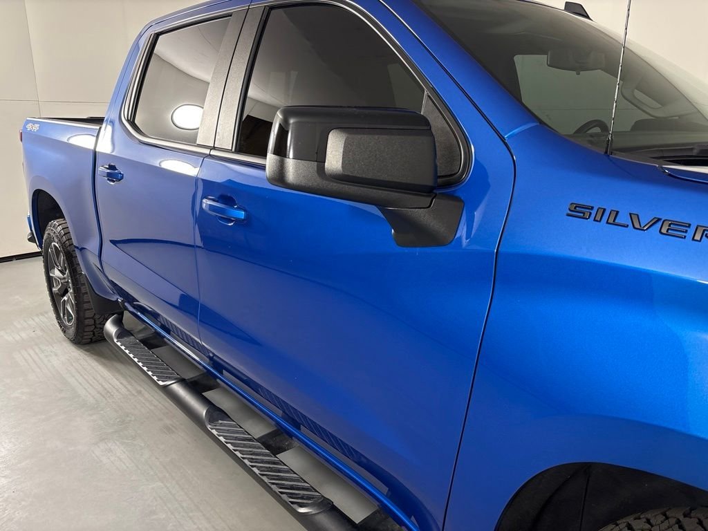 Used 2022 Blue Chevrolet RST image 15