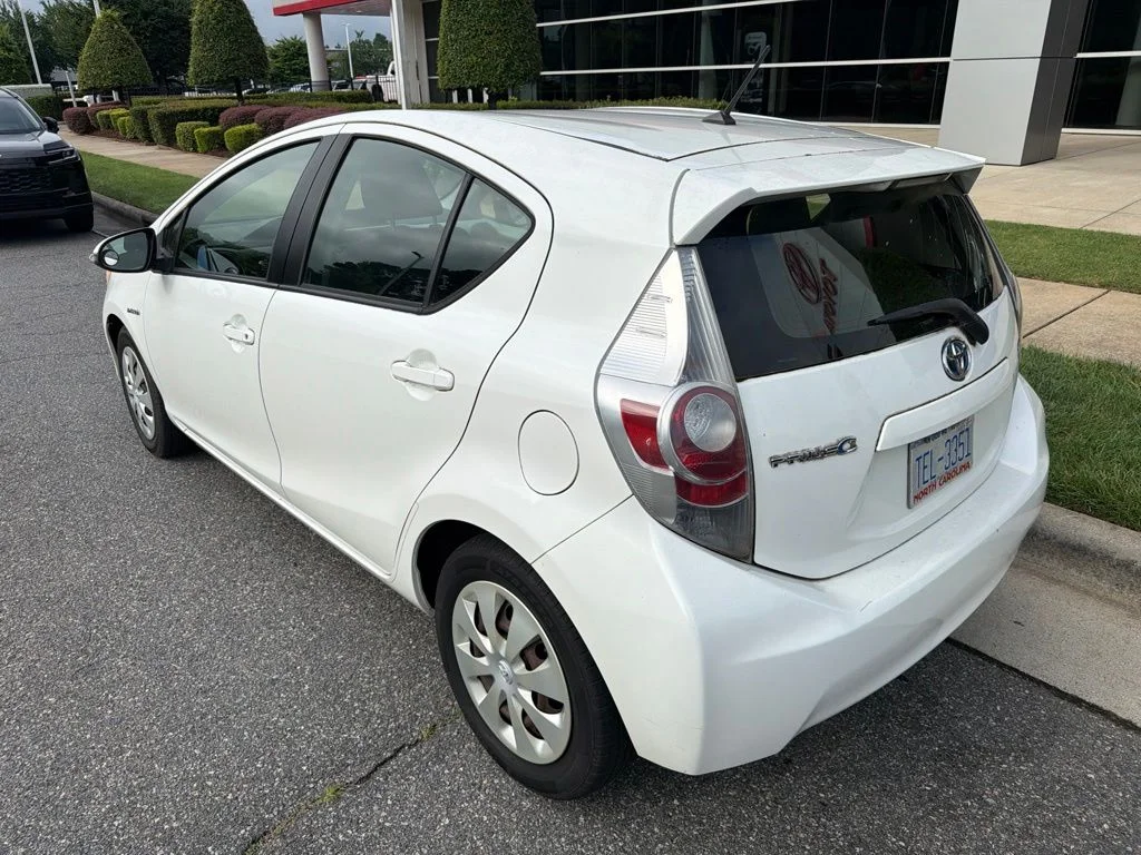 Used 2012 Blue Toyota Two image 17