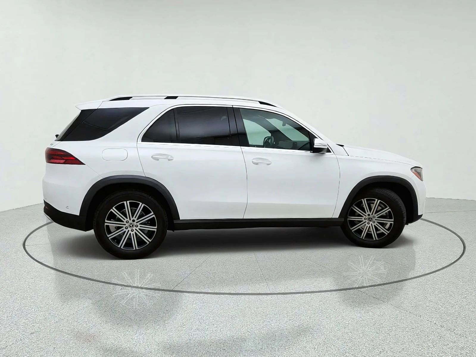Certified Used 2024 Polar White Mercedes-Benz GLE 350 image 7