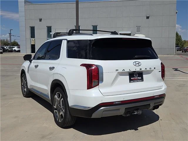 Used 2025 Hyper White Hyundai Limited All-Wheel Drive image 2