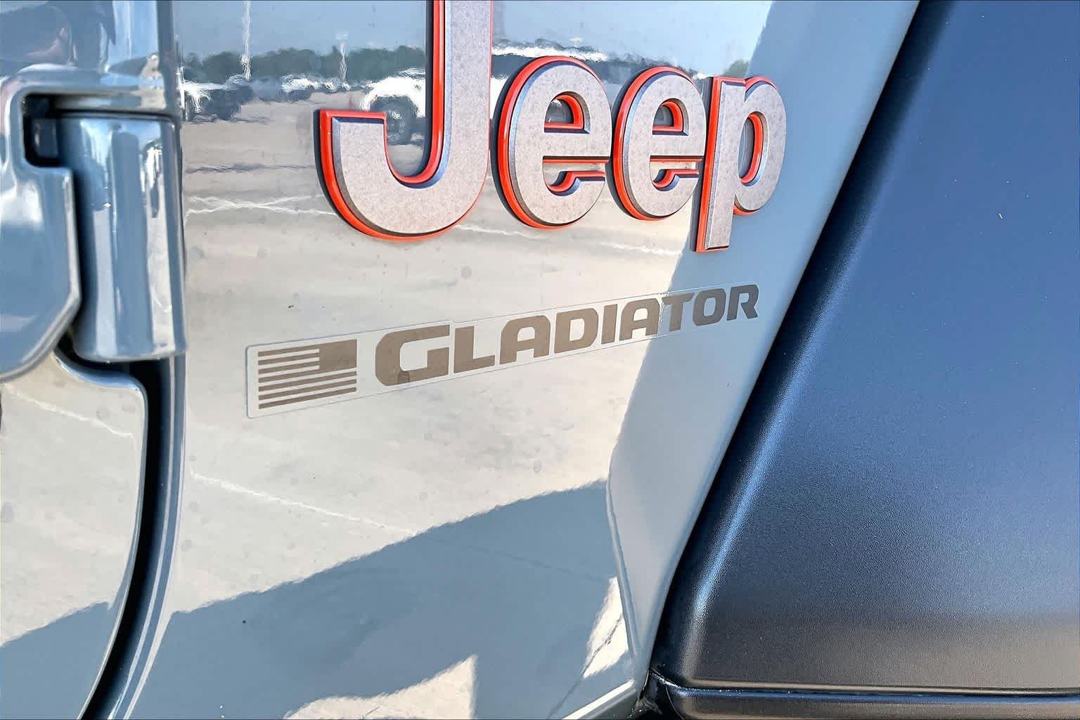 Used 2026 Anvil Clearcoat Jeep Mojave image 10