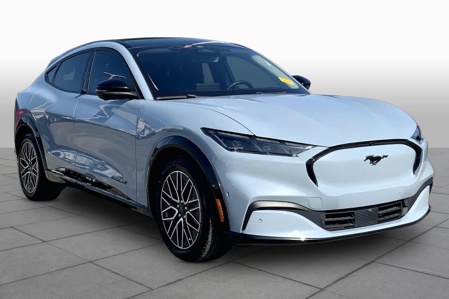 Used 2024 Glacier Gray Metallic Ford Premium image 2