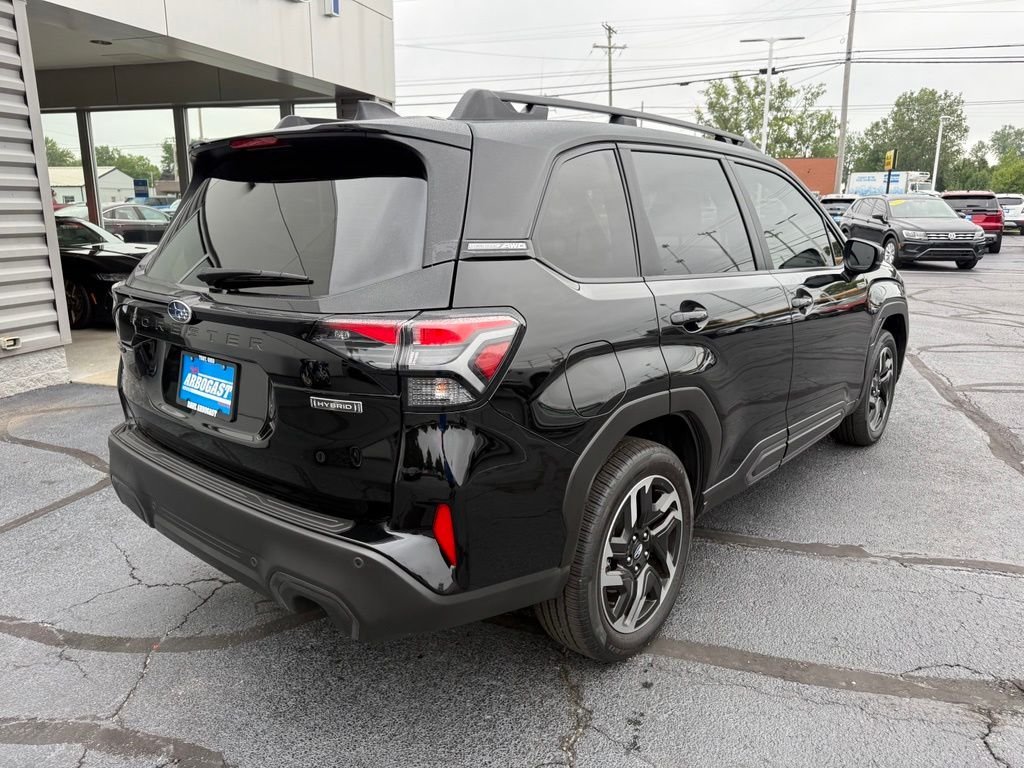 Used 2025 Crystal Black Silica Subaru Limited image 6