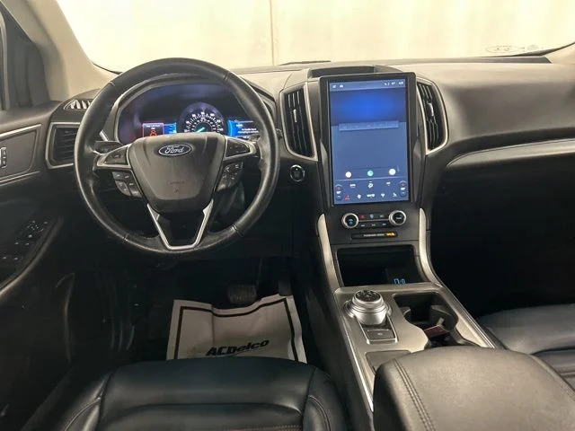 Used 2022 Blue Ford SEL image 22