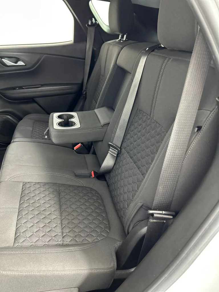 Used 2022 White Chevrolet LT image 17