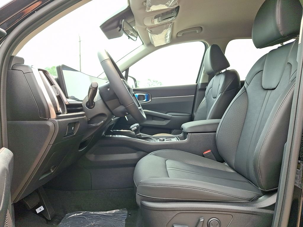 New 2026 Black Kia S image 6